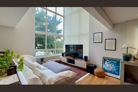 Apartamento à venda com 157m², 3 quartos e 3 vagas Apartamento à venda com 157m², 3 quartos e 3 vagasSala de TV