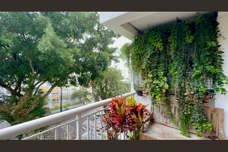 Apartamento à venda com 157m², 3 quartos e 3 vagas Apartamento à venda com 157m², 3 quartos e 3 vagasVaranda