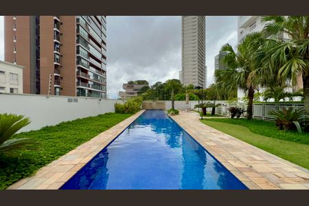 Apartamento à venda com 157m², 3 quartos e 3 vagas Apartamento à venda com 157m², 3 quartos e 3 vagasPiscina