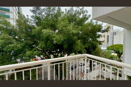 Apartamento à venda com 157m², 3 quartos e 3 vagas Apartamento à venda com 157m², 3 quartos e 3 vagasSacada da suite