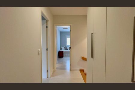 Apartamento à venda com 157m², 3 quartos e 3 vagas Apartamento à venda com 157m², 3 quartos e 3 vagasCorredor