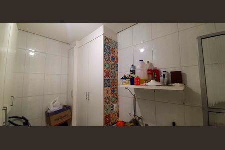 Casa à venda com 90m², 2 quartos e 2 vagas