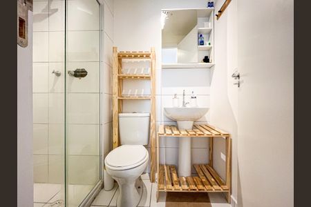 Apartamento para alugar com 37m², 2 quartos e sem vagaBanheiro