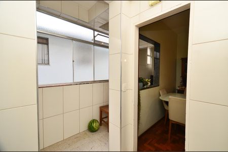 Apartamento à venda com 90m², 3 quartos e 2 vagas Apartamento à venda com 90m², 3 quartos e 2 vagasÁrea de Serviço
