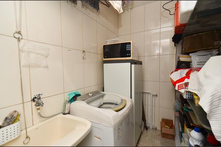 Apartamento à venda com 90m², 3 quartos e 2 vagas Apartamento à venda com 90m², 3 quartos e 2 vagasÁrea de Serviço