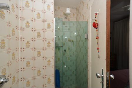 Apartamento à venda com 90m², 3 quartos e 2 vagas Apartamento à venda com 90m², 3 quartos e 2 vagasBanheiro Suite