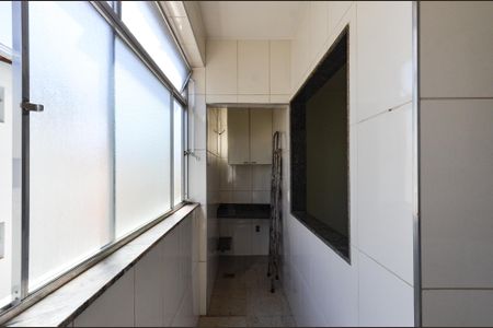 Área de serviço de apartamento à venda com 3 quartos, 90m² em Cidade Nova, Belo Horizonte