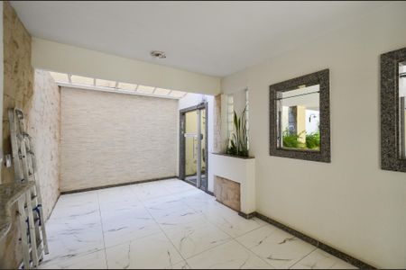 Hall de entrada de apartamento à venda com 3 quartos, 90m² em Cidade Nova, Belo Horizonte