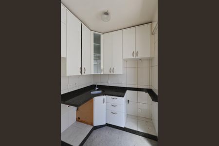 Cozinha  de apartamento à venda com 3 quartos, 90m² em Cidade Nova, Belo Horizonte