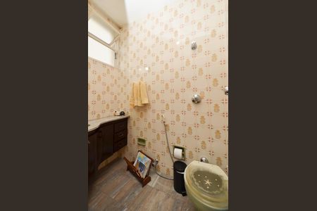 Apartamento à venda com 90m², 3 quartos e 2 vagas Apartamento à venda com 90m², 3 quartos e 2 vagasBanheiro Suite