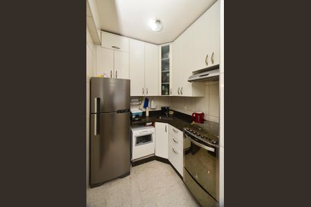 Apartamento à venda com 90m², 3 quartos e 2 vagas Apartamento à venda com 90m², 3 quartos e 2 vagasCozinha