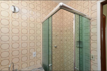 Banheiro social de apartamento à venda com 3 quartos, 90m² em Cidade Nova, Belo Horizonte