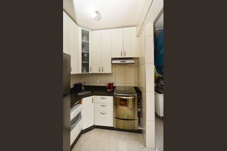 Apartamento à venda com 90m², 3 quartos e 2 vagas Apartamento à venda com 90m², 3 quartos e 2 vagasCozinha