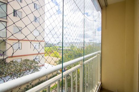 Varanda da sala de apartamento à venda com 3 quartos, 67m² em Vila Homero Thon, Santo André