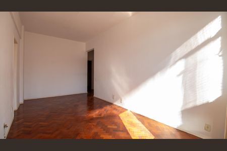 Apartamento à venda com 65m², 2 quartos e 1 vaga Apartamento à venda com 65m², 2 quartos e 1 vagaSala
