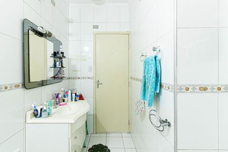 Casa para alugar com 109m², 3 quartos e 1 vagaBanheiro 2