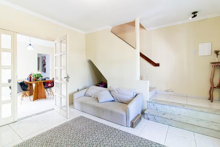 Casa para alugar com 109m², 3 quartos e 1 vagaSala