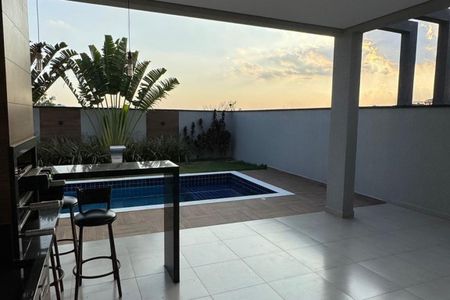 Casa à venda com 258m², 3 quartos e 4 vagas