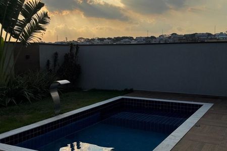Casa à venda com 258m², 3 quartos e 4 vagas