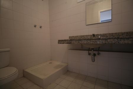 Apartamento à venda com 128m², 3 quartos e 3 vagasBanheiro da Suíte