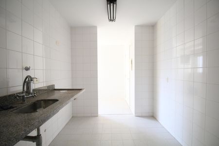 Apartamento à venda com 128m², 3 quartos e 3 vagasCozinha