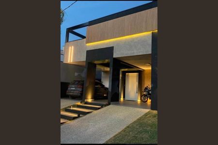 Casa à venda com 298m², 4 quartos e 4 vagas