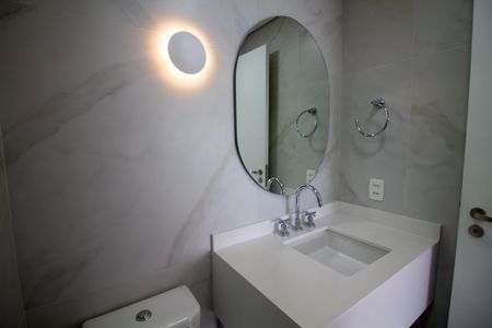Apartamento à venda com 70m², 1 quarto e 2 vagasBanheiro