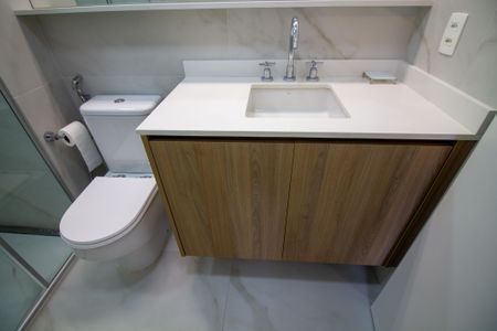 Apartamento à venda com 70m², 1 quarto e 2 vagasBanheiro da Suíte