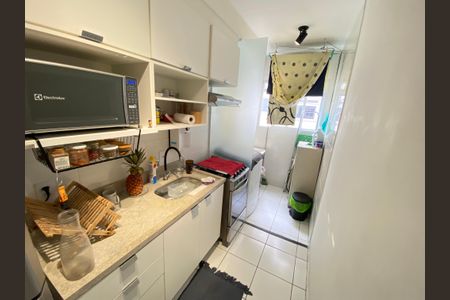 Apartamento à venda com 43m², 2 quartos e sem vagaCozinha e Área de Serviço