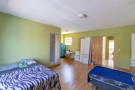 Casa à venda com 150m², 2 quartos e 2 vagas Casa à venda com 150m², 2 quartos e 2 vagasSuíte 2