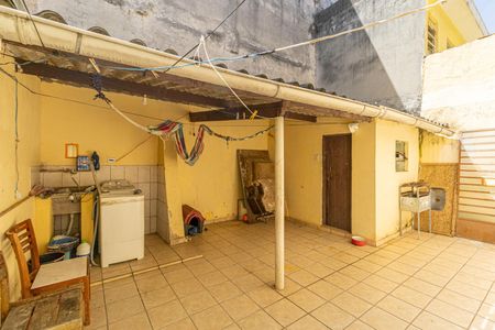 Casa à venda com 150m², 2 quartos e 2 vagas Casa à venda com 150m², 2 quartos e 2 vagasÁrea de Serviço