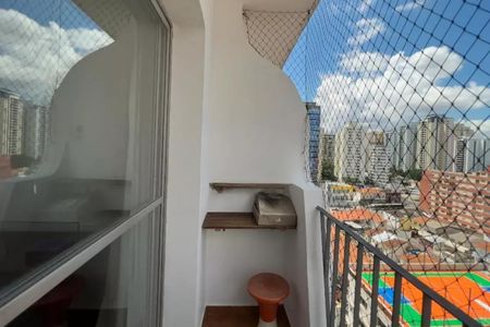 Apartamento à venda com 81m², 3 quartos e 1 vagaFoto 01