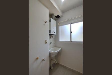 Apartamento para alugar com 69m², 3 quartos e 1 vagaÁrea de Serviço