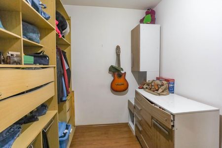 Casa à venda com 305m², 3 quartos e 5 vagasCasa 1 - Closet