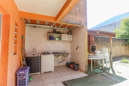 Casa à venda com 305m², 3 quartos e 5 vagasCasa 1 - Área de serviço