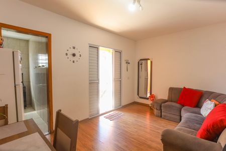 Casa à venda com 305m², 3 quartos e 5 vagasCasa 2 - Sala