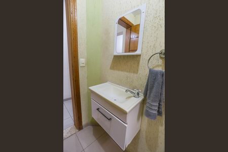 Casa à venda com 305m², 3 quartos e 5 vagasCasa 1 - Lavabo