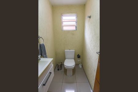 Casa à venda com 305m², 3 quartos e 5 vagasCasa 1 - Lavabo