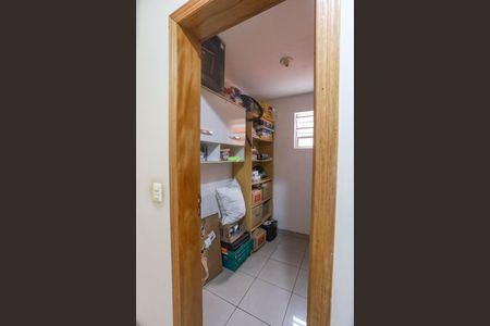 Casa à venda com 305m², 3 quartos e 5 vagasCasa 1 - Despensa