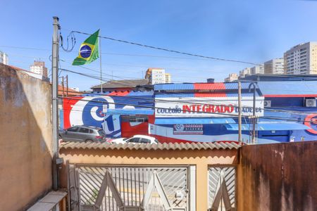 Casa à venda com 305m², 3 quartos e 5 vagasCasa 1 - Vista da varanda