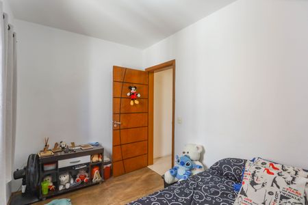 Casa à venda com 305m², 3 quartos e 5 vagasCasa 2 - Quarto 2
