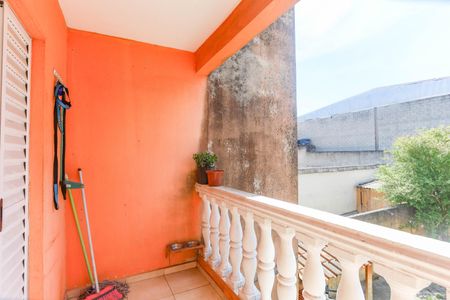 Casa à venda com 305m², 3 quartos e 5 vagasCasa 2 - varanda