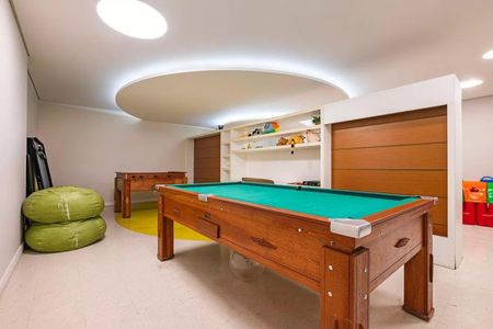 Apartamento à venda com 223m², 3 quartos e 4 vagasFoto 01