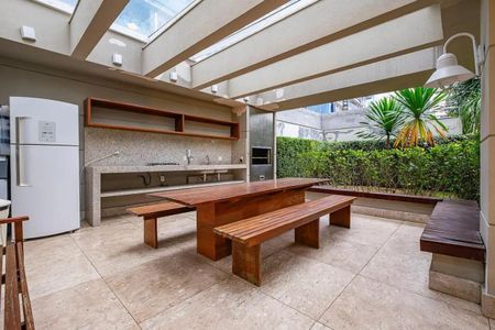 Apartamento à venda com 223m², 3 quartos e 4 vagasFoto 01