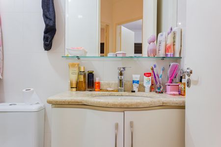 Apartamento à venda com 79m², 3 quartos e 2 vagasBanheiro Social