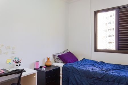 Apartamento à venda com 79m², 3 quartos e 2 vagasQuarto 2