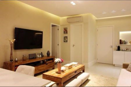 Apartamento à venda com 1 quarto, 63m² em Campo Belo, São Paulo