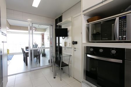 Apartamento à venda com 157m², 4 quartos e 4 vagasCozinha