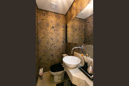 Apartamento à venda com 157m², 4 quartos e 4 vagasLavabo