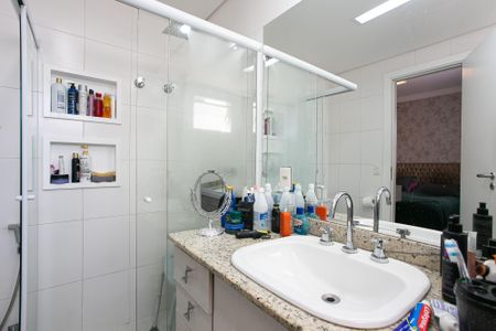 Apartamento à venda com 157m², 4 quartos e 4 vagasBanheiro da Suíte 1